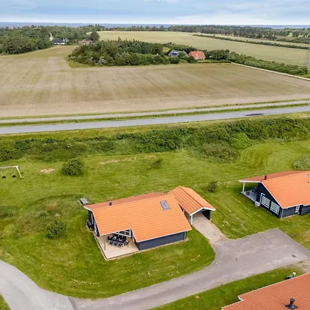 Ernesta - From The Sea By Interhome